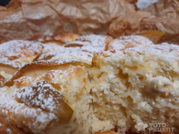 Рецепт: Пирог яблочный быстрый - С творогом.