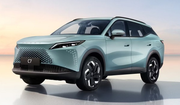 Дайджест дня: хэтчбек Corolla FX, Omoda C7 для России и другие события индустрии