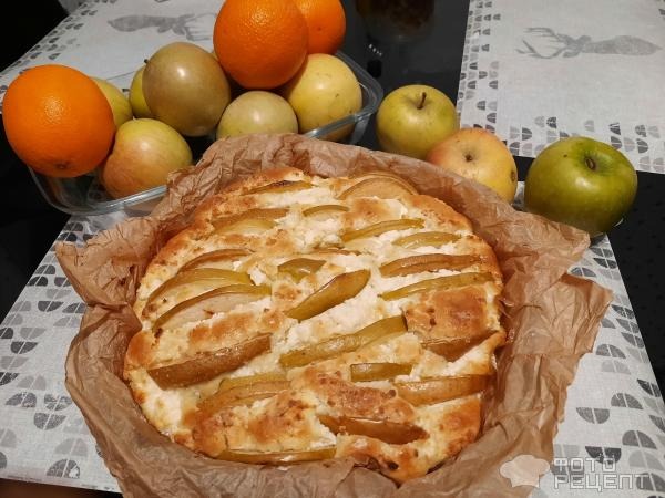 Рецепт: Пирог яблочный быстрый - С творогом.