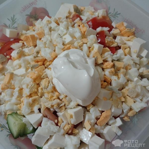 Рецепт: Овощной салат с сыром Фетакса - И с яйцом. А что ещё делать с пасхальными яйцами?))) Рецепт: Овощной салат с сыром Фетакса - И с яйцом. А что ещё делать с пасхальными яйцами?)))