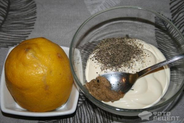 Рецепт: Салат из краснокочанной капусты - с крабовыми палочками и овощами