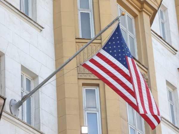 Экономист счел бессодержательной новую санкционную угрозу США