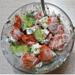 Рецепт: Овощной салат с сыром Фетакса - И с яйцом. А что ещё делать с пасхальными яйцами?))) Рецепт: Овощной салат с сыром Фетакса - И с яйцом. А что ещё делать с пасхальными яйцами?)))
