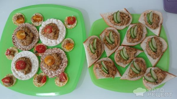 Рецепт: Вегетарианский пп-паштет из морской капусты и белой фасоли - Полезные рецепты с морской капустой. Бутерброды с паштетом из морской капусты.