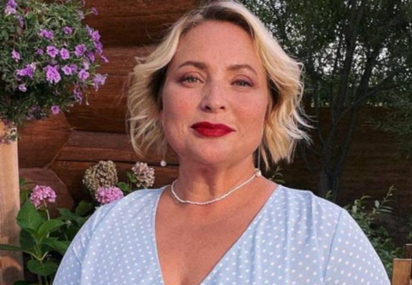 Светлана Пермякова обвинила бывшего косметолога в обмане Светлана Пермякова обвинила бывшего косметолога в обмане