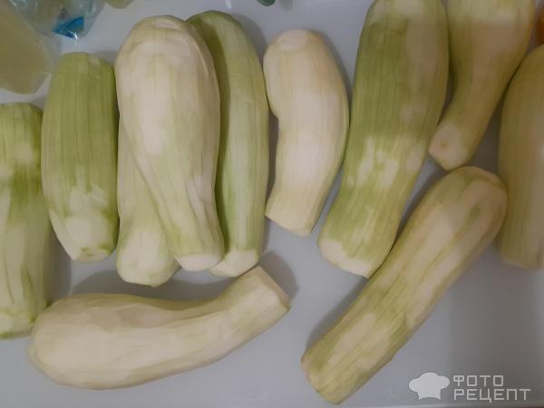 Рецепт: Запеченные кабачки с морковно-сырной начинкой-просто и вкусно! - С копчёным салом Рецепт: Запеченные кабачки с морковно-сырной начинкой-просто и вкусно! - С копчёным салом