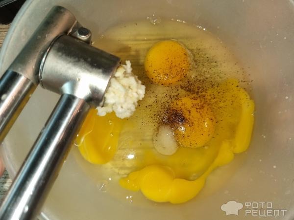 Рецепт: Салат из морской капусты "Японский" - С мясом и омлетом.