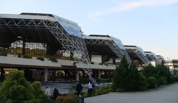 Пассажирка попыталась засудить &laquo;Победу&raquo; за салатик вместо горячего питания