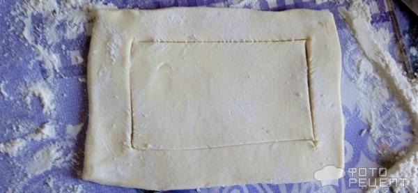 Рецепт: Слойки со сливами - в духовке, простой рецепт