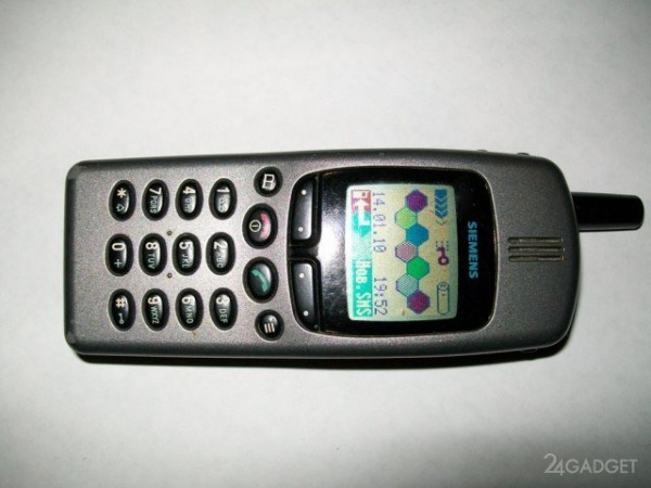 Россияне стали чаще звонить по телефону &mdash; операторы выиграли от ограничений в Telegram и WhatsApp