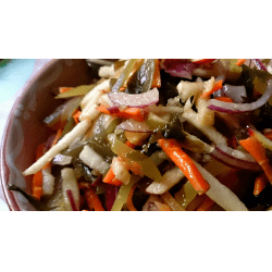 Рецепт: Салат из морской капусты "Японский" - С мясом и омлетом.