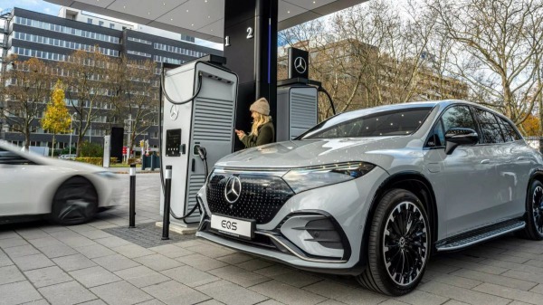 Глава компании Mercedes-Benz предрек крах автопрома Европы
