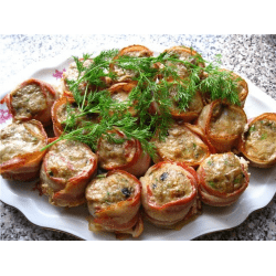 Рецепт: Запеченые беконовые рулеты - с сыром и черносливом!