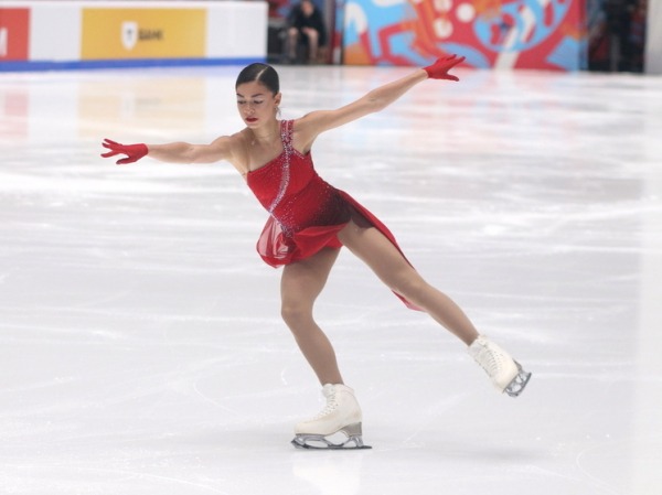 Аделия Петросян уже в олимпийском огне: исполнила четверной тулуп в танго