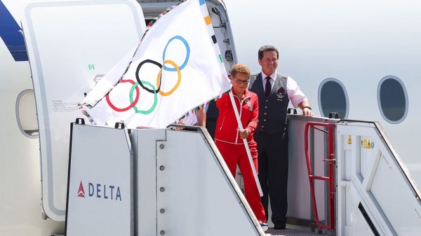 Файлы Эпштейна ударили по Олимпиаде: громкий скандал в США