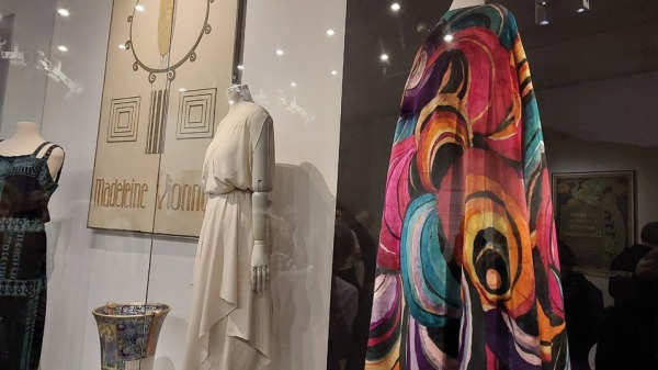 В Париже воспроизвели интерьеры «Восточного экспресса» и вспомнили балеты Дягилева