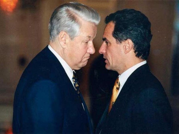 Ковчег исчезающих эпох Сергея Ястржембского