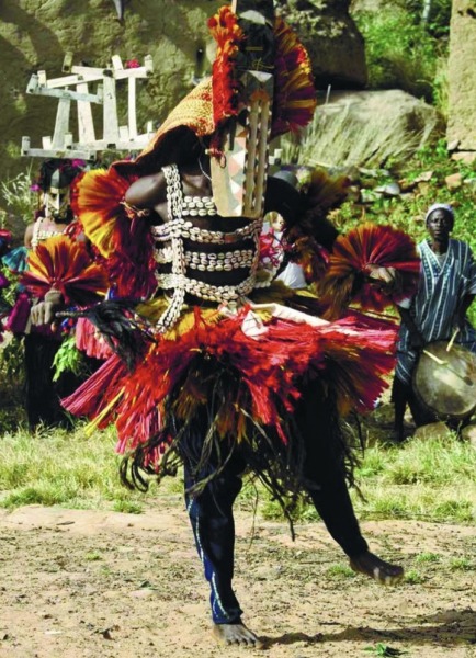 Ковчег исчезающих эпох Сергея Ястржембского