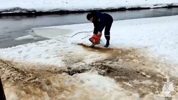 «Они хотели поздравить одноклассницу»: что случилось с тремя детьми, пропавшими у реки в Звенигороде