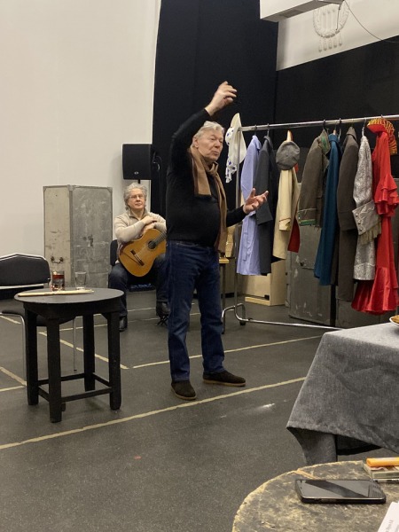 Просто Збруев, просто мальчик: легендарный актёр готовит моноспектакль