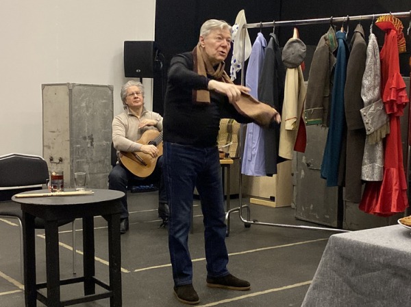 Просто Збруев, просто мальчик: легендарный актёр готовит моноспектакль