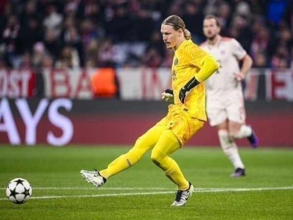 Сафонов спасал, Кварацхелия забивал, ПСЖ разгромил "Челси" в Лиге чемпионов