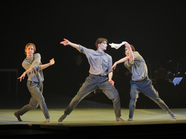 В Малом театре показали «Русский характер»