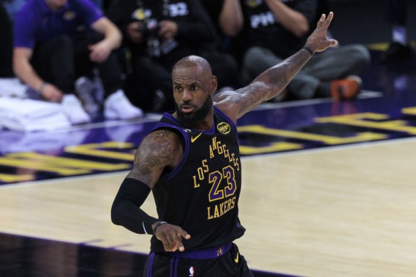 Известный баскетболист установил исторический рекорд в НБА