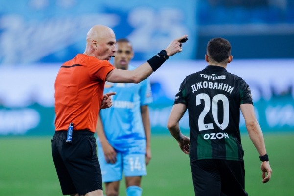 Семак обвинил Карасёва в плохом судейсте матча "Зенита" и "Краснодара"