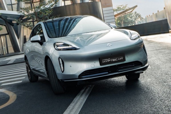 Анонс кроссовера GAC Hyptec HT для России: известна цена