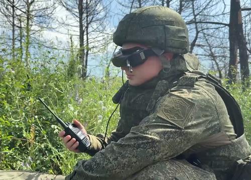 «Я нахожусь там, где я нужен»: студент из Барнаула прервал обучение ради службы оператором FPV-дронов