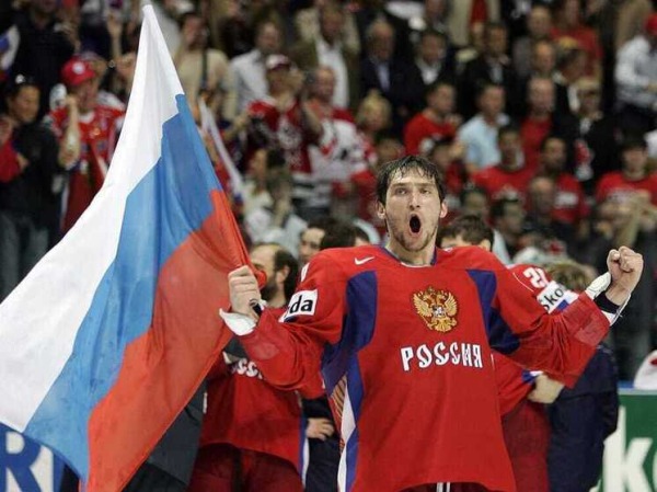 «Мой дом – Россия, и я буду жить в ней всю жизнь»: Овечкин дал мощный ответ всем своим недругам